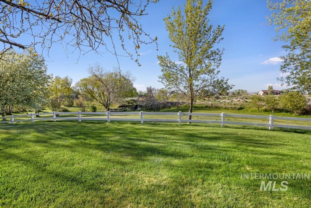 267 Dollar Hide Way, Jerome, Idaho 83338-6554, 4 Bedrooms, 3.5 Bathrooms, Residential For Sale, Price $650,000, 98942202