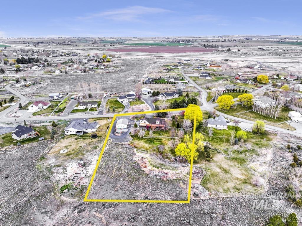 267 Dollar Hide Way, Jerome, Idaho 83338-6554, 4 Bedrooms, 3.5 Bathrooms, Residential For Sale, Price $650,000, 98942202