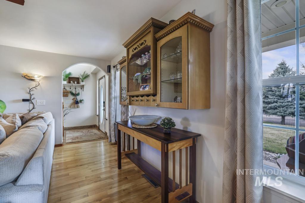 267 Dollar Hide Way, Jerome, Idaho 83338-6554, 4 Bedrooms, 3.5 Bathrooms, Residential For Sale, Price $650,000, 98942202