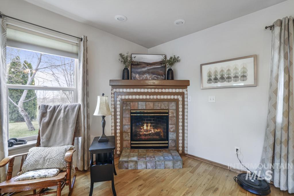 267 Dollar Hide Way, Jerome, Idaho 83338-6554, 4 Bedrooms, 3.5 Bathrooms, Residential For Sale, Price $650,000, 98942202