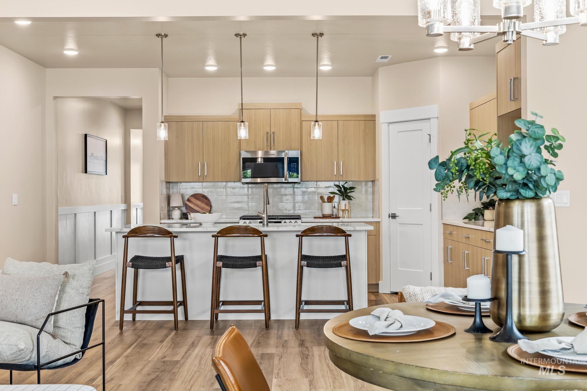 1737 E Grayson, Meridian, Idaho 83642, 3 Bedrooms, 2 Bathrooms, Residential For Sale, Price $534,900, 98942208
