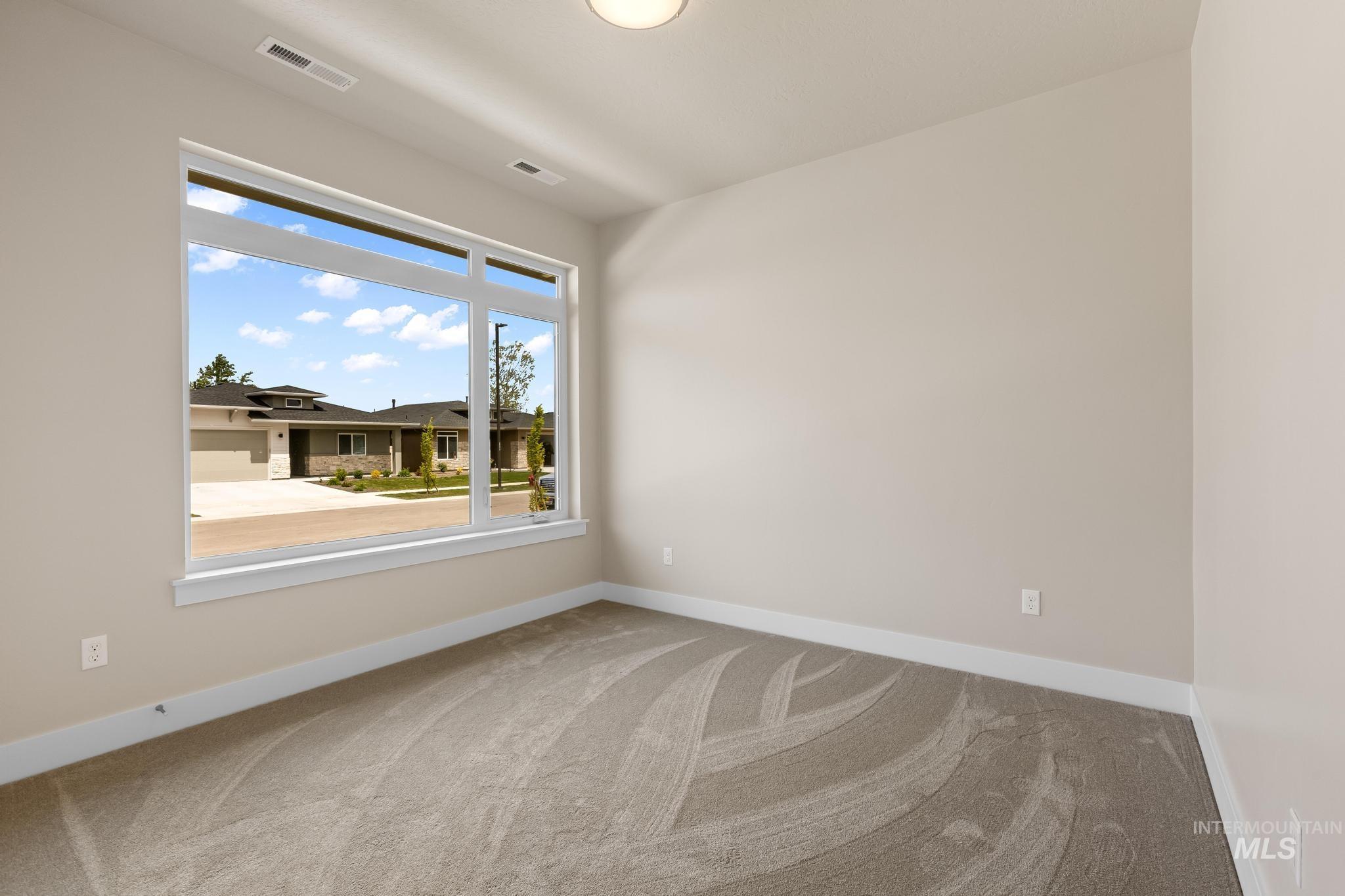 1737 E Grayson, Meridian, Idaho 83642, 3 Bedrooms, 2 Bathrooms, Residential For Sale, Price $534,900, 98942208
