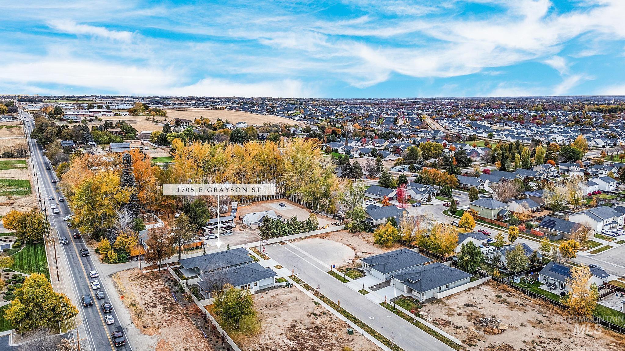 1737 E Grayson, Meridian, Idaho 83642, 3 Bedrooms, 2 Bathrooms, Residential For Sale, Price $534,900, 98942208