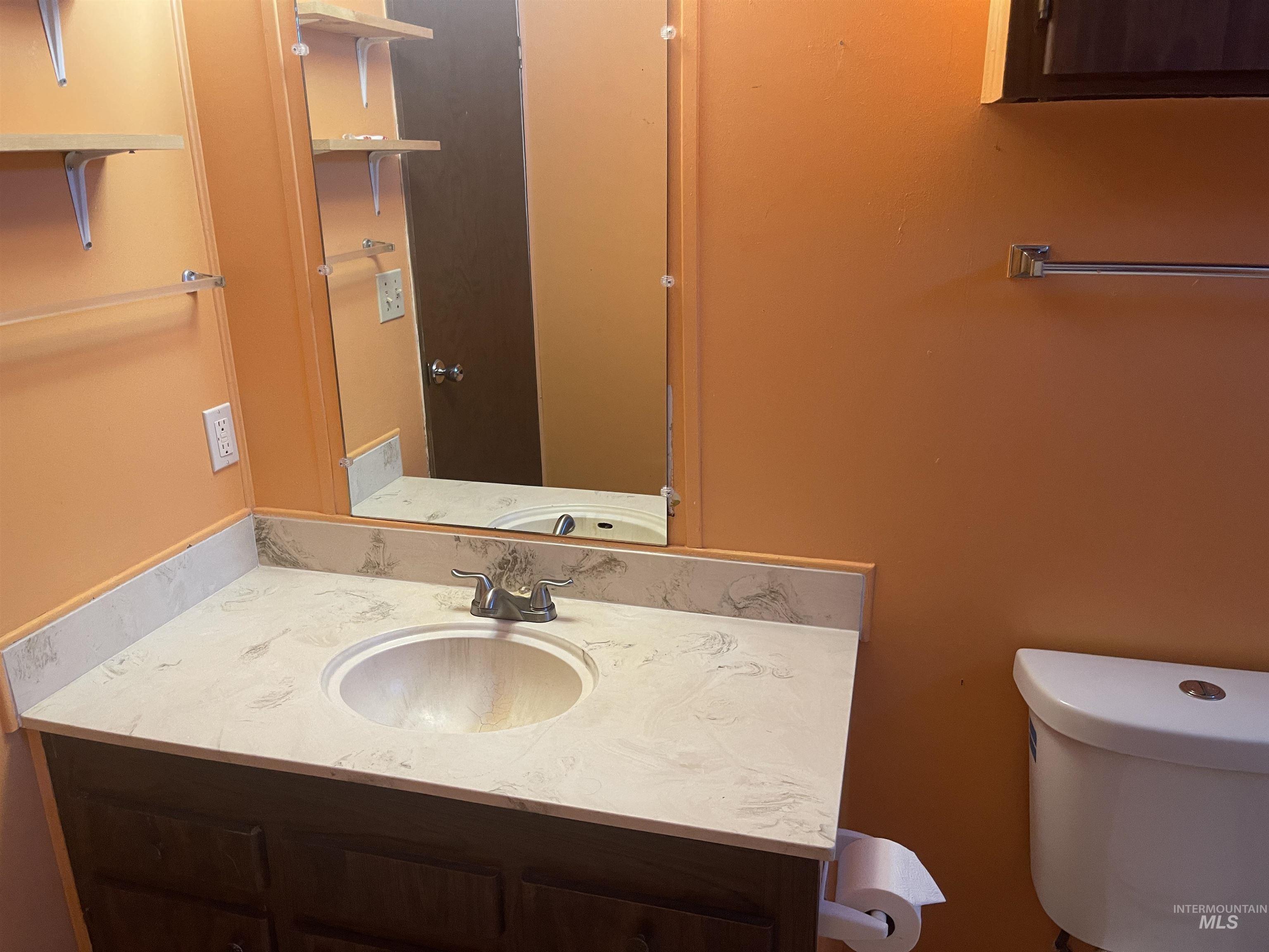 297 Phaeton Lane, Ontario, Oregon 97914, 2 Bedrooms, 1 Bathroom, Residential For Sale, Price $25,000, 98942358