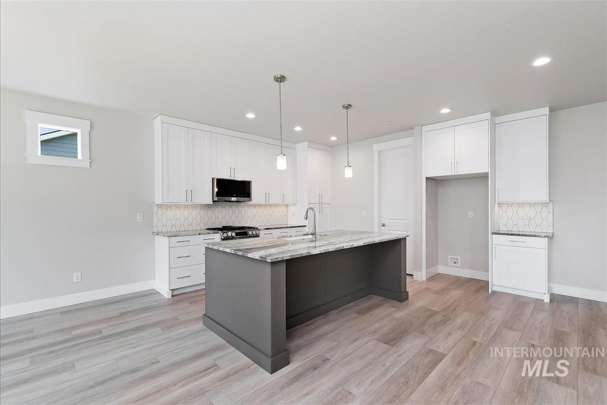 485 Hidden Mill Ct, Middleton, Idaho 83644, 4 Bedrooms, 3 Bathrooms, Residential For Sale, Price $597,900, 98942373