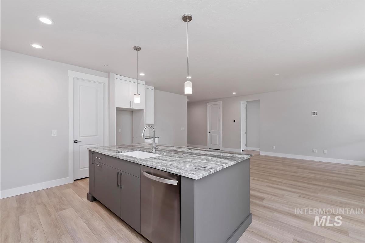 485 Hidden Mill Ct, Middleton, Idaho 83644, 4 Bedrooms, 3 Bathrooms, Residential For Sale, Price $597,900, 98942373