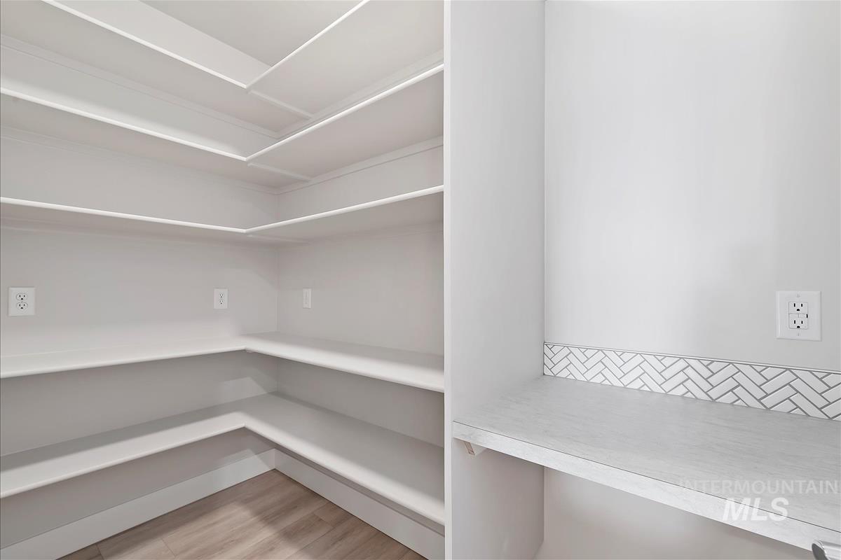 485 Hidden Mill Ct, Middleton, Idaho 83644, 4 Bedrooms, 3 Bathrooms, Residential For Sale, Price $597,900, 98942373