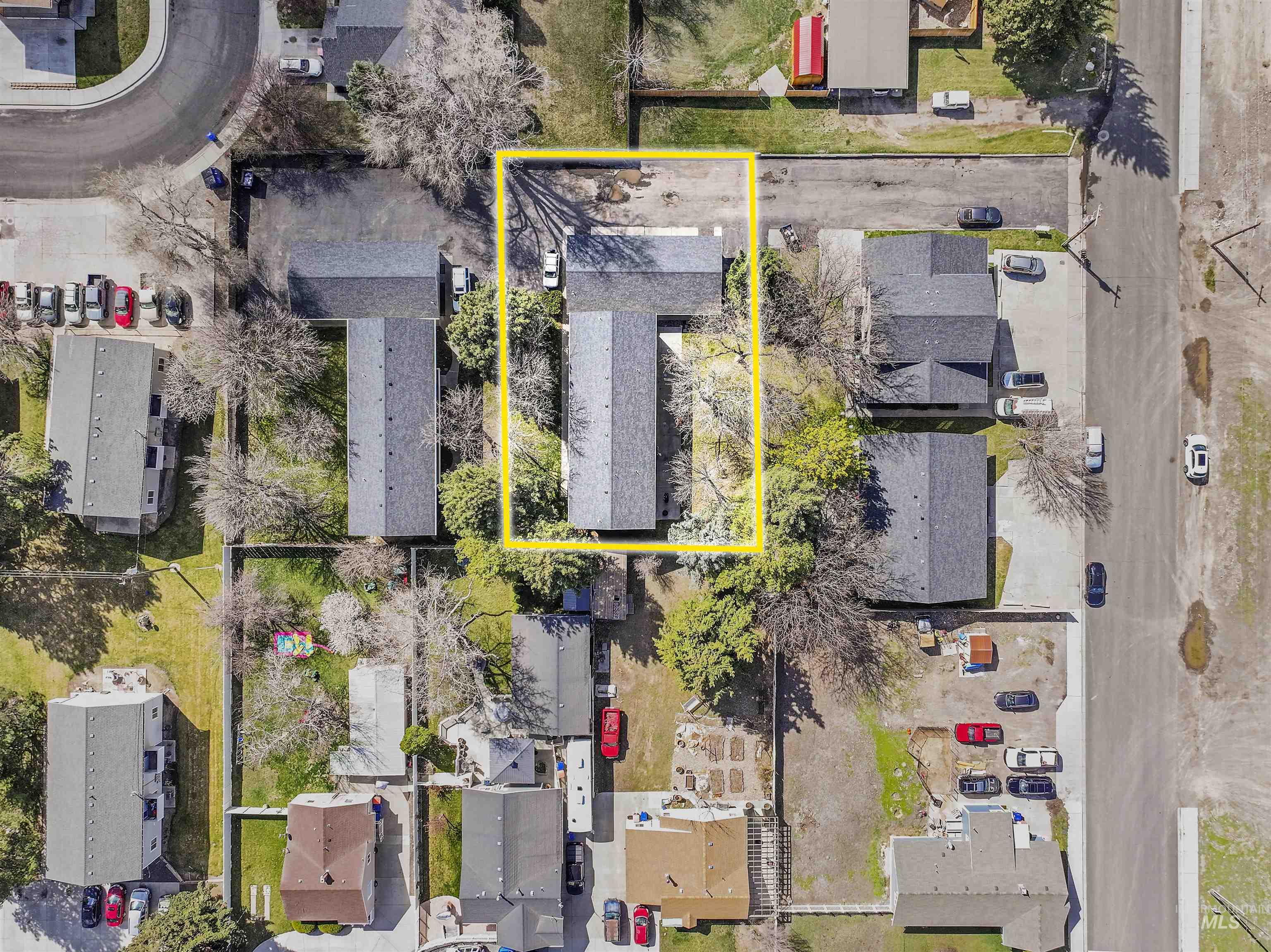 147 Robbins Ave, Twin Falls, Idaho 83301, 2 Bedrooms, 1.5 Bathrooms, Residential Income For Rent, Price $775,000, 98942409