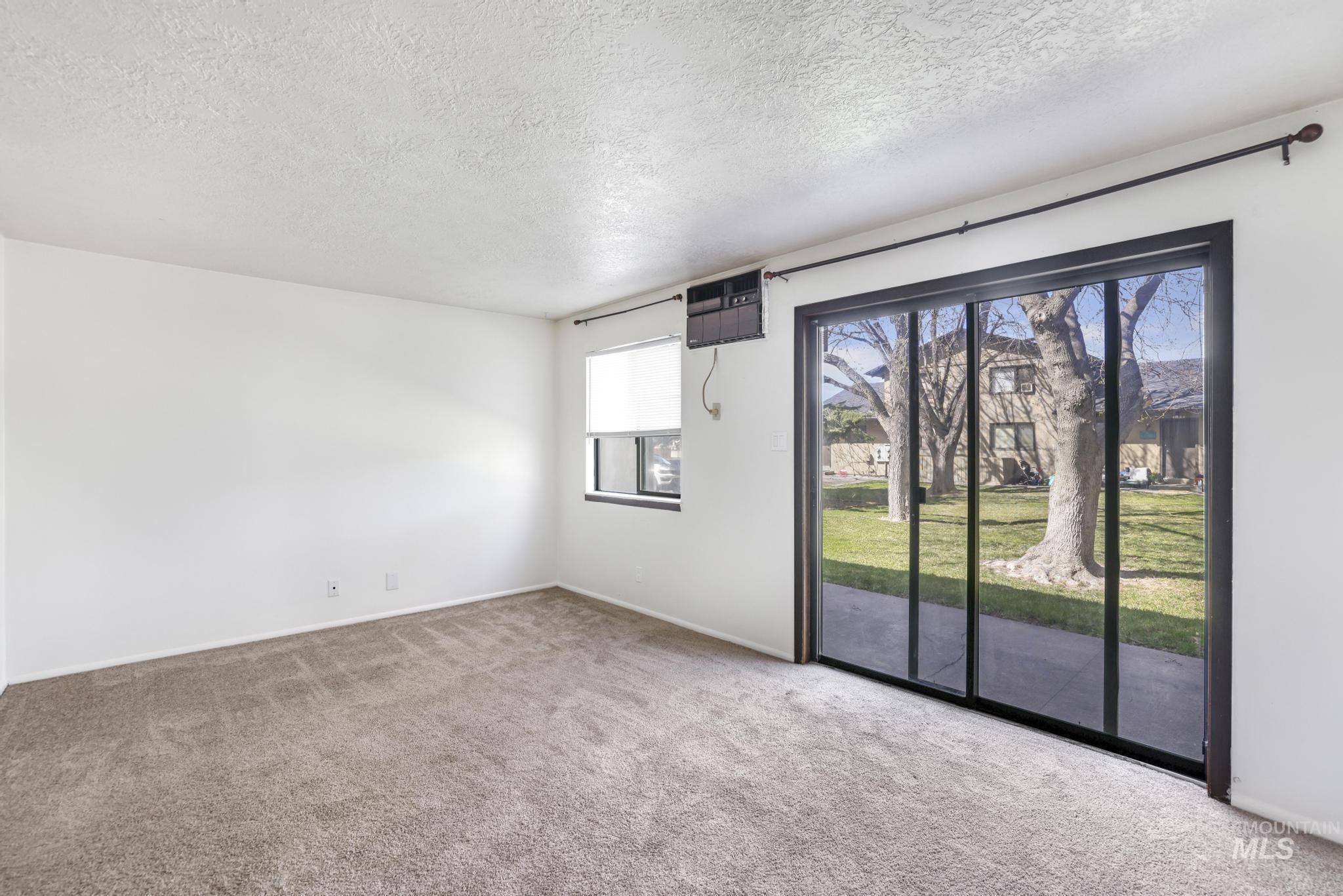 147 Robbins Ave, Twin Falls, Idaho 83301, 2 Bedrooms, 1.5 Bathrooms, Residential Income For Rent, Price $775,000, 98942409