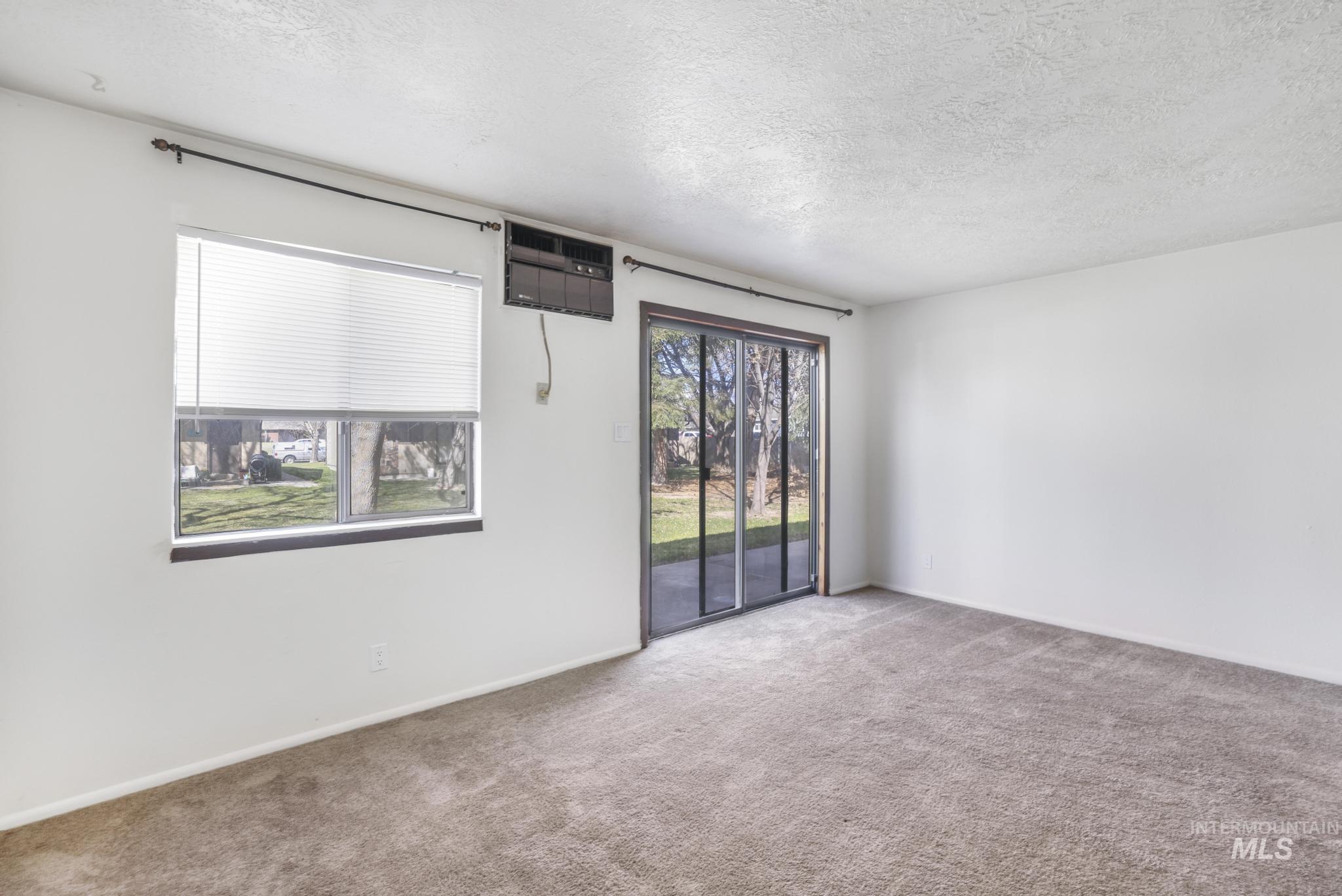 147 Robbins Ave, Twin Falls, Idaho 83301, 2 Bedrooms, 1.5 Bathrooms, Residential Income For Rent, Price $775,000, 98942409