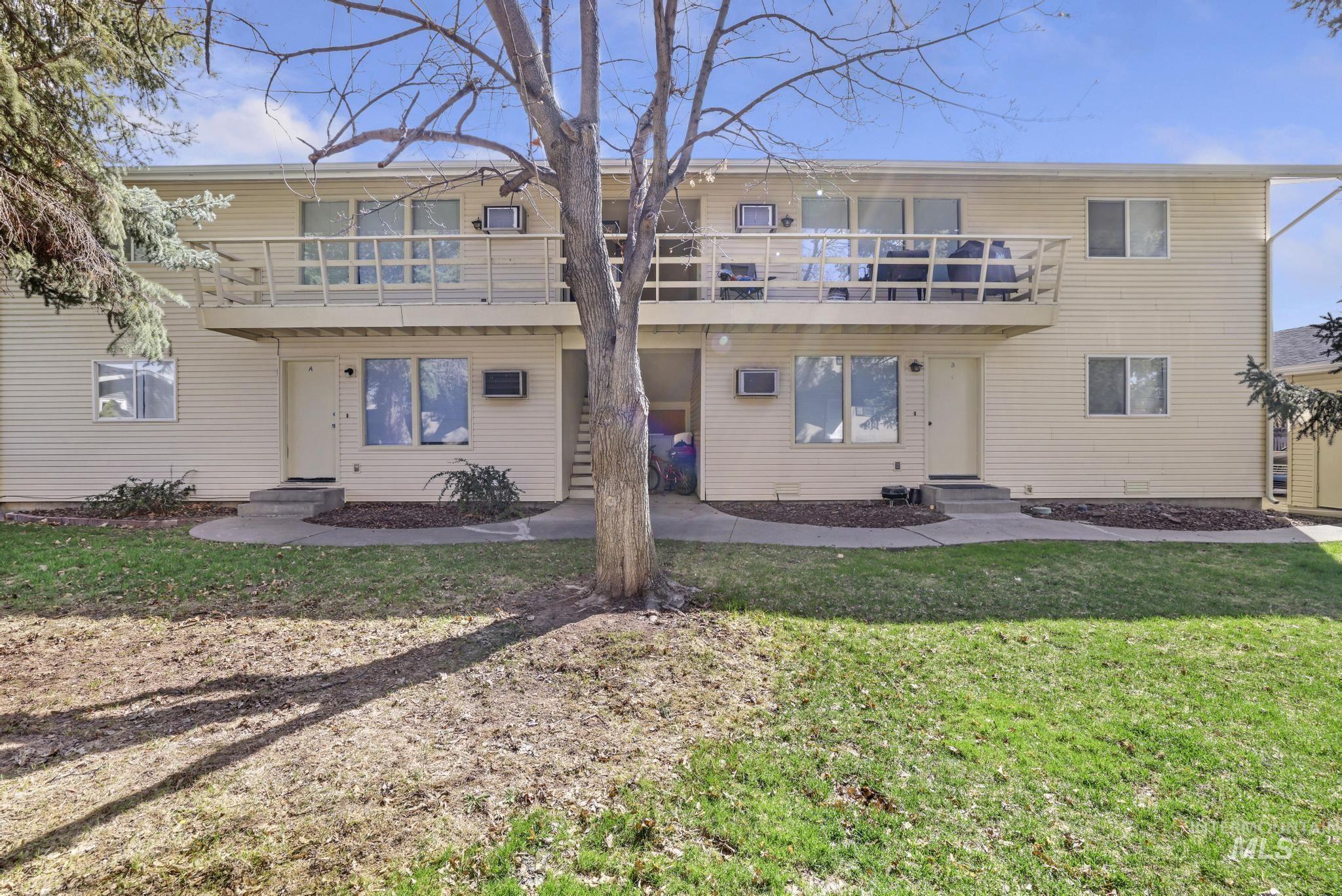 145, 147, 149 Robbins St, Twin Falls, Idaho 83301, 2 Bedrooms, 1.5 Bathrooms, Residential Income For Sale, Price $2,248,000, 98942414