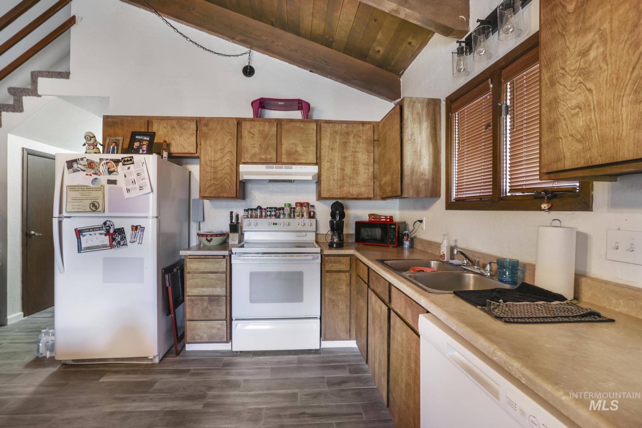 145, 147, 149 Robbins St, Twin Falls, Idaho 83301, 2 Bedrooms, 1.5 Bathrooms, Residential Income For Sale, Price $2,248,000, 98942414