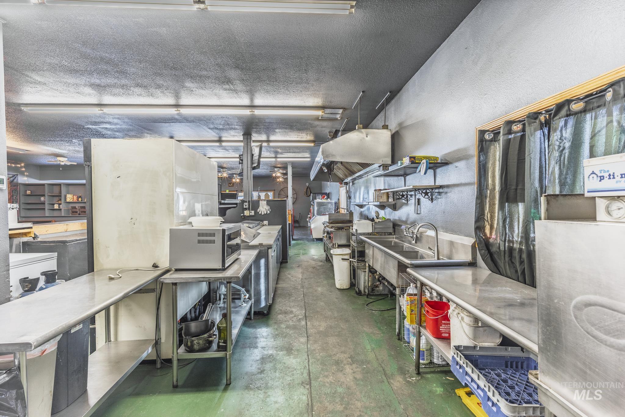 603 N Front Street - The Hangout, CottonWood, Idaho 83522, Business/Commercial For Sale, Price $259,000, 98942419