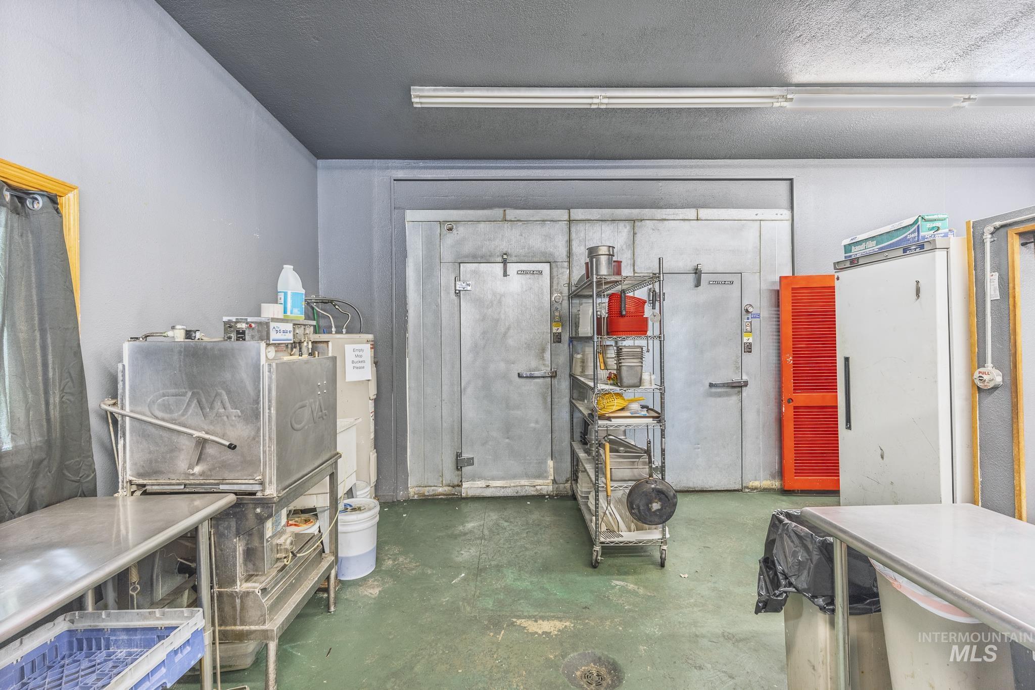 603 N Front Street - The Hangout, CottonWood, Idaho 83522, Business/Commercial For Sale, Price $259,000, 98942419