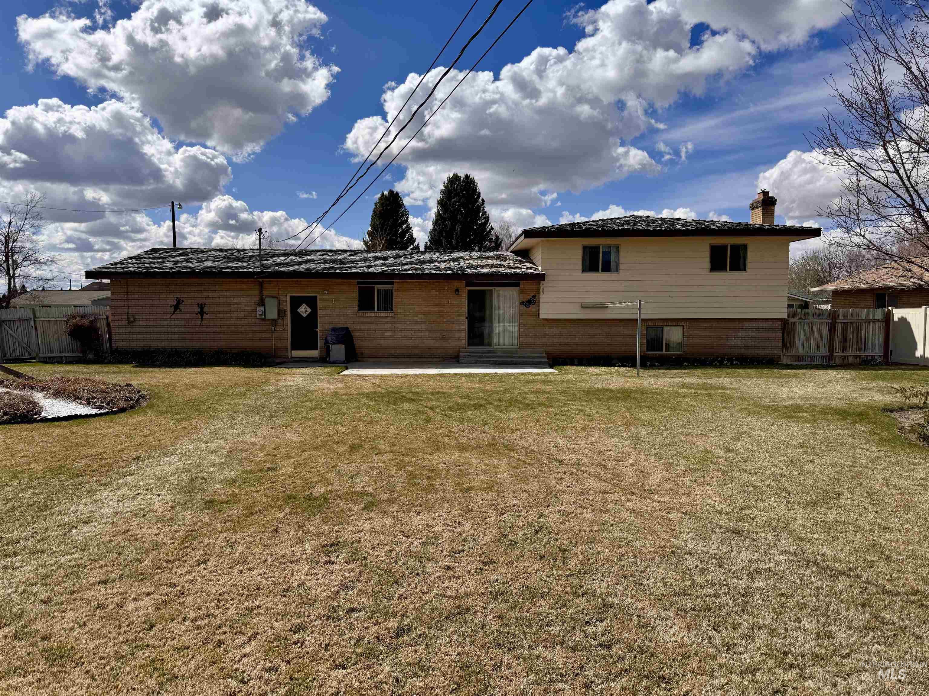 232 Pleasant Way, Rupert, Idaho 83350, 4 Bedrooms, 2 Bathrooms, Residential For Sale, Price $395,000, 98942484