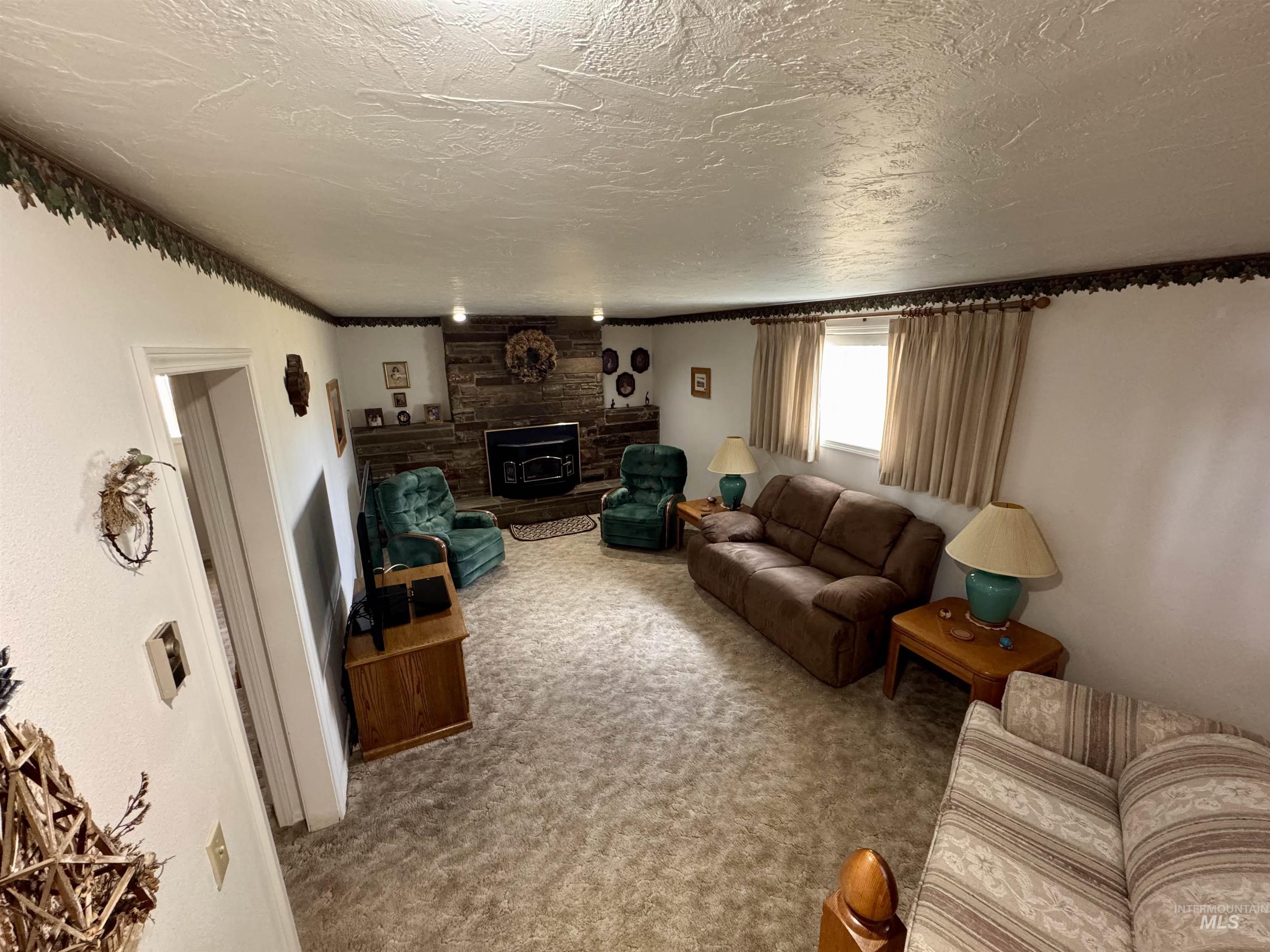 232 Pleasant Way, Rupert, Idaho 83350, 4 Bedrooms, 2 Bathrooms, Residential For Sale, Price $395,000, 98942484