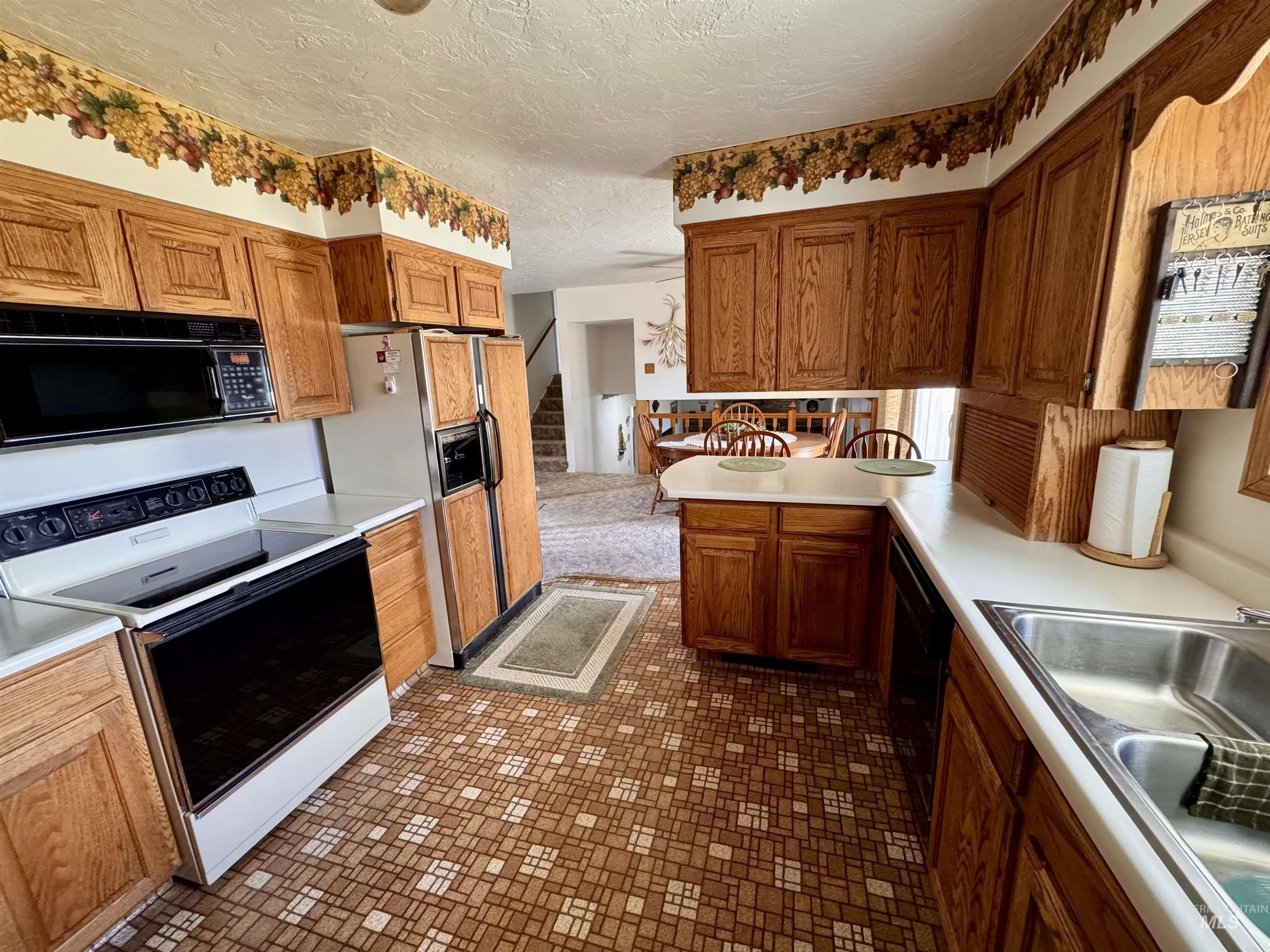 232 Pleasant Way, Rupert, Idaho 83350, 4 Bedrooms, 2 Bathrooms, Residential For Sale, Price $395,000, 98942484