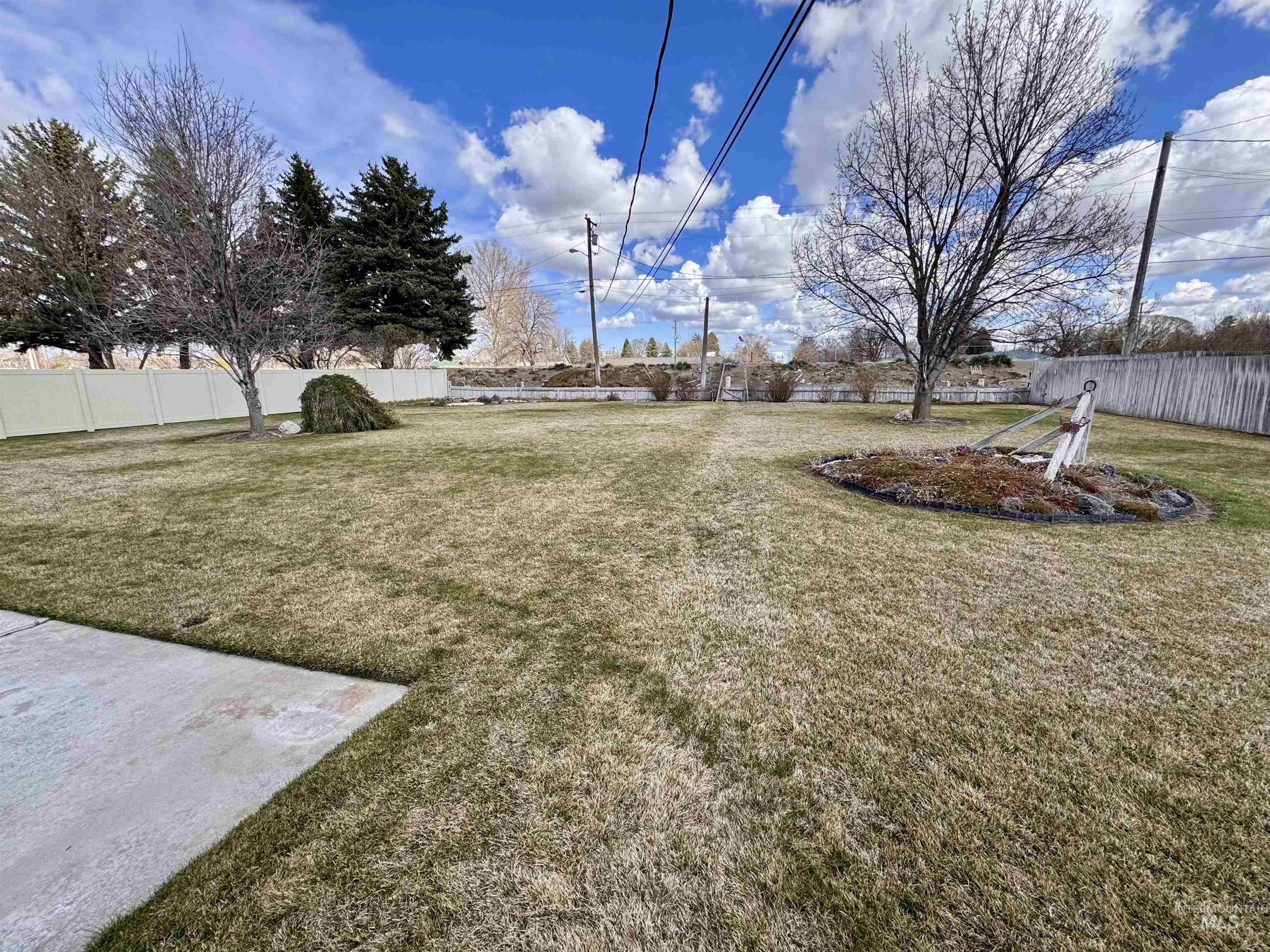 232 Pleasant Way, Rupert, Idaho 83350, 4 Bedrooms, 2 Bathrooms, Residential For Sale, Price $395,000, 98942484