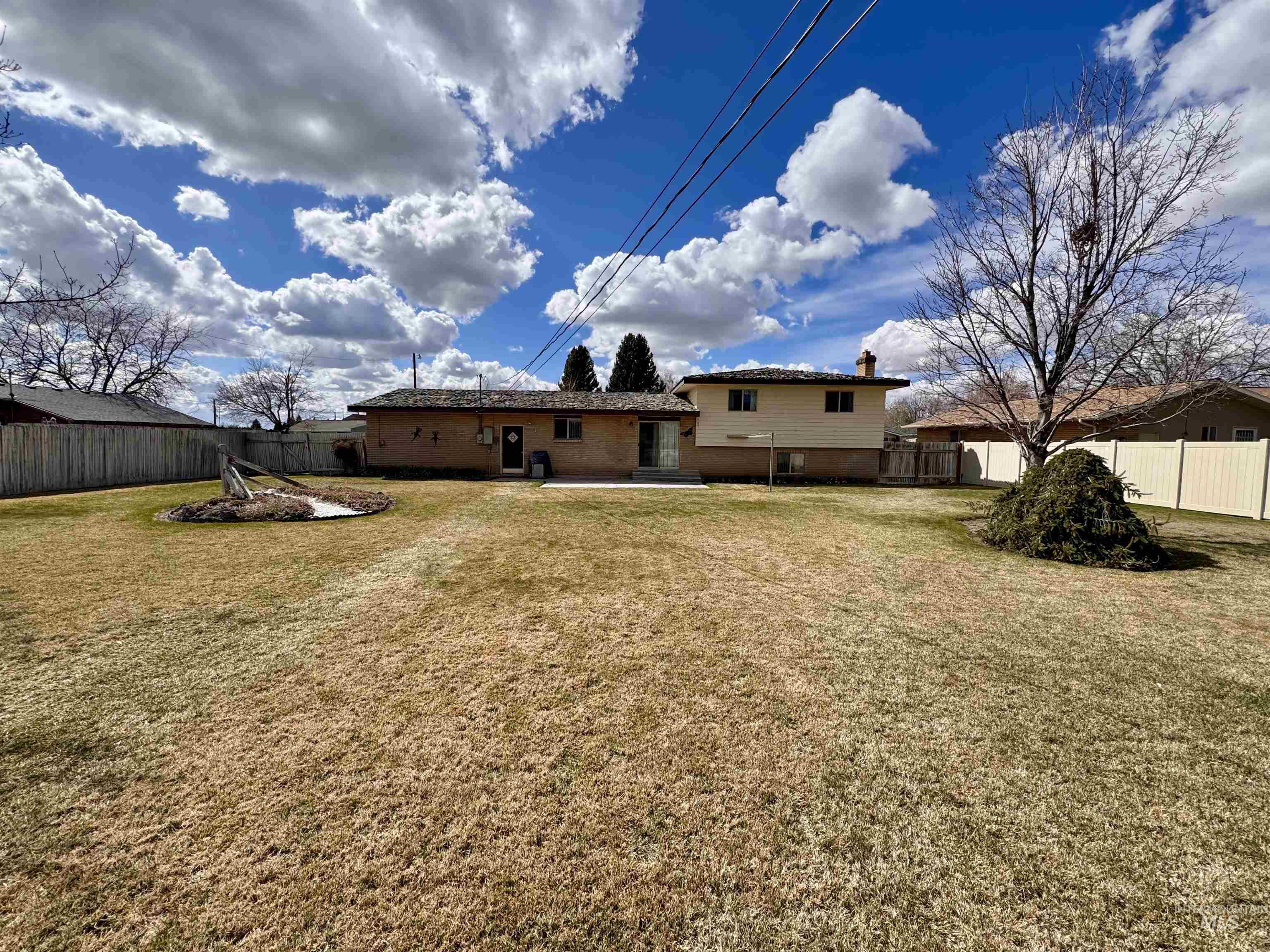 232 Pleasant Way, Rupert, Idaho 83350, 4 Bedrooms, 2 Bathrooms, Residential For Sale, Price $395,000, 98942484