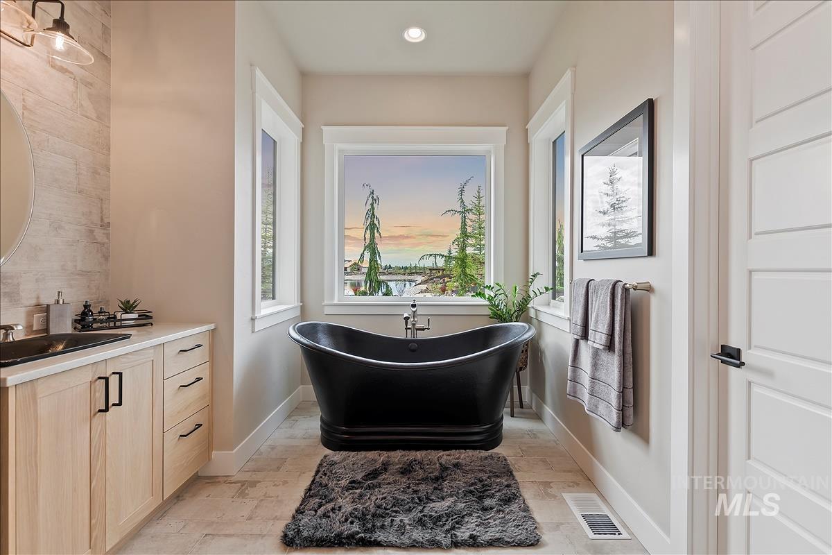 3427 N Hardwick Ave, Eagle, Idaho 83616, 4 Bedrooms, 4.5 Bathrooms, Residential For Sale, Price $2,845,000, 98942628