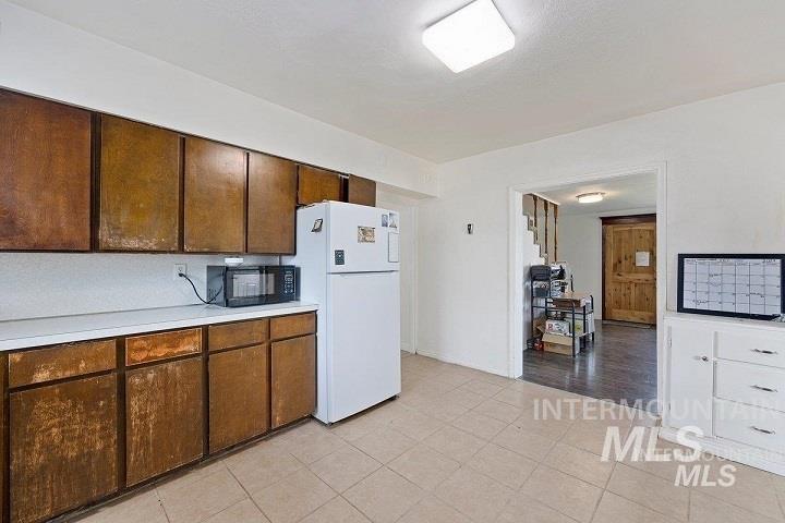 312 Boyd St W, Murtaugh, Idaho 83344, 5 Bedrooms, 2 Bathrooms, Residential For Sale, Price $299,000, 98942899