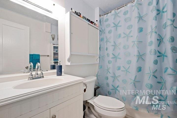 312 Boyd St W, Murtaugh, Idaho 83344, 5 Bedrooms, 2 Bathrooms, Residential For Sale, Price $299,000, 98942899