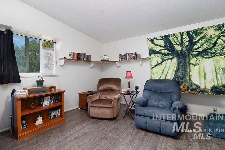 312 Boyd St W, Murtaugh, Idaho 83344, 5 Bedrooms, 2 Bathrooms, Residential For Sale, Price $299,000, 98942899