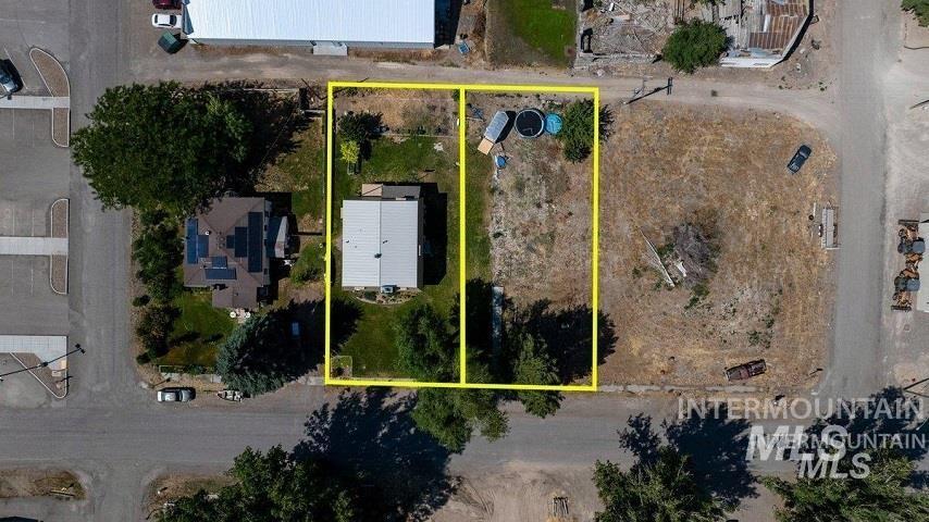 312 Boyd St W, Murtaugh, Idaho 83344, 5 Bedrooms, 2 Bathrooms, Residential For Sale, Price $299,000, 98942899