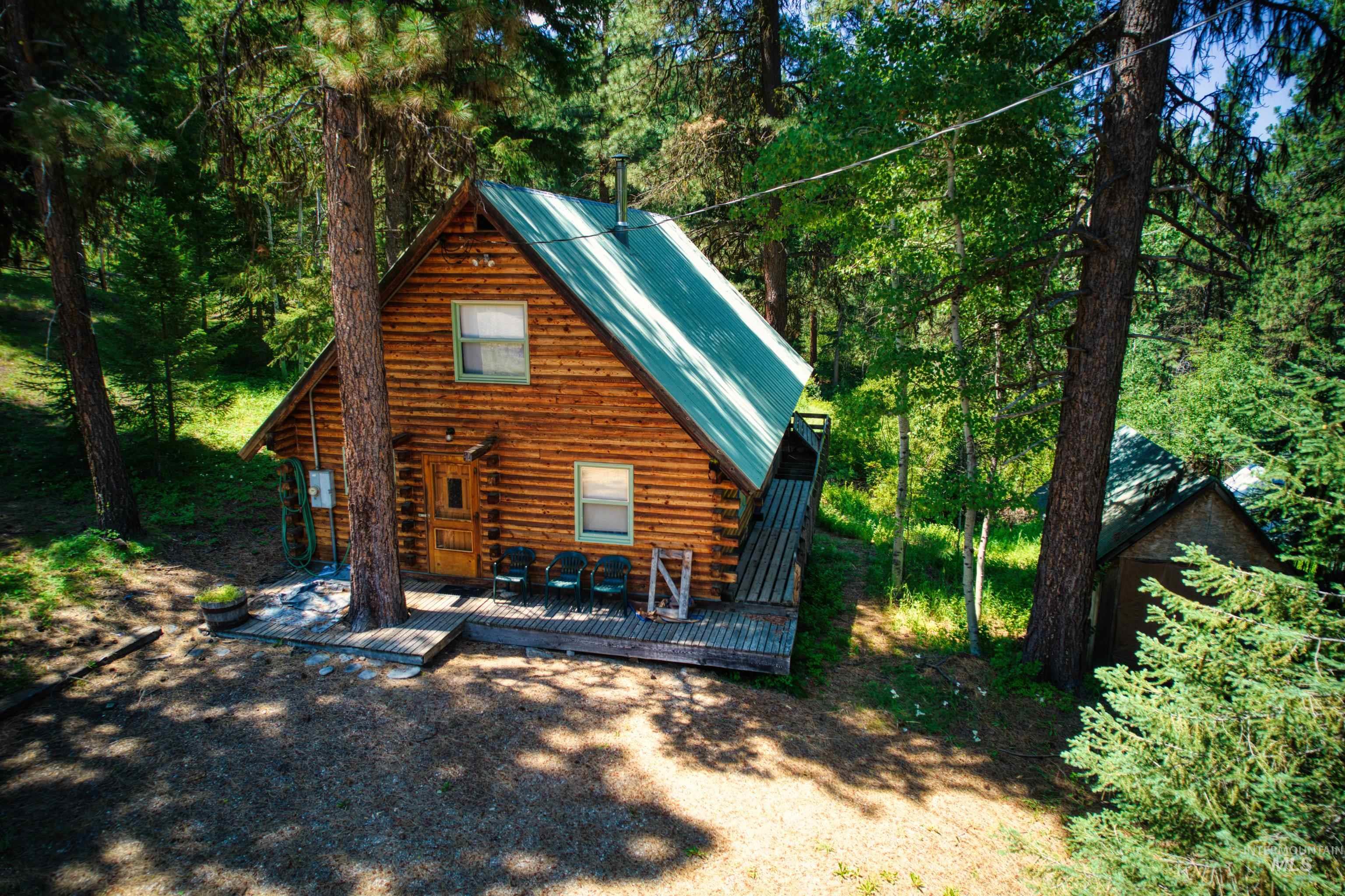 6 Willow Dr, Lowman, Idaho 83637, 3 Bedrooms, 1 Bathroom, Residential For Sale, Price $449,000, 98943062