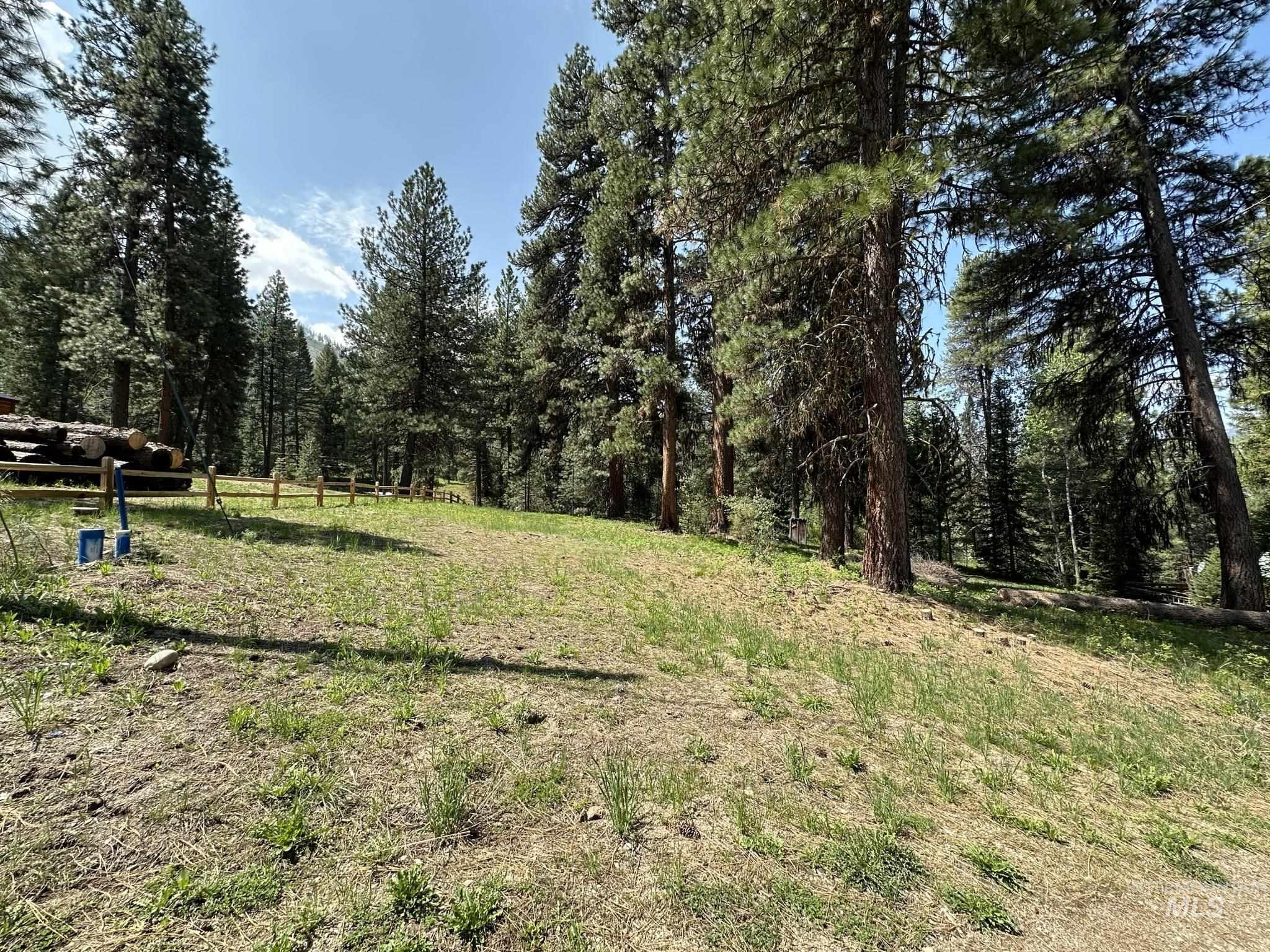 6 Willow Dr, Lowman, Idaho 83637, 3 Bedrooms, 1 Bathroom, Residential For Sale, Price $449,000, 98943062