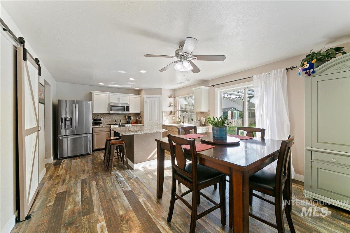 1110 N Finsbury Avenue, Star, Idaho 83669, 4 Bedrooms, 3 Bathrooms, Residential For Sale, Price $514,900, 98943102