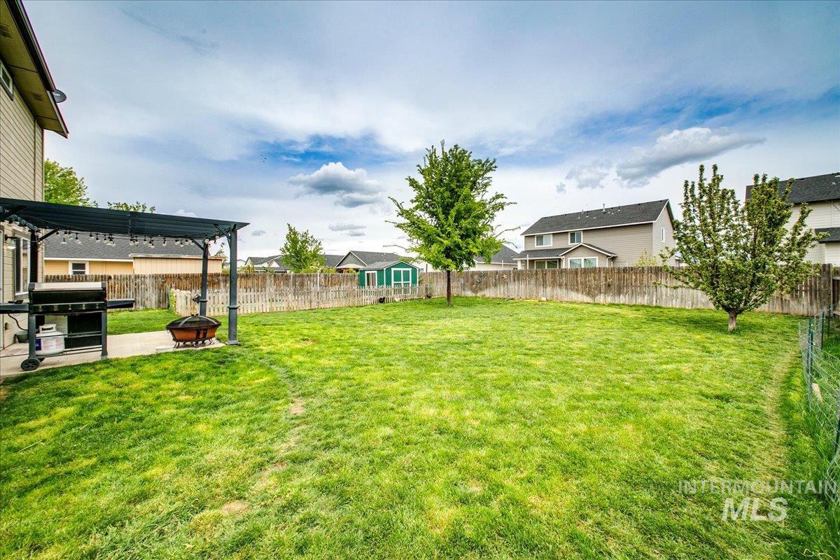 1110 N Finsbury Avenue, Star, Idaho 83669, 4 Bedrooms, 3 Bathrooms, Residential For Sale, Price $514,900, 98943102
