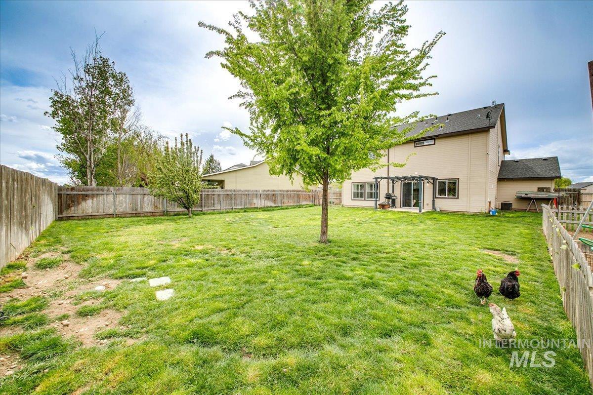 1110 N Finsbury Avenue, Star, Idaho 83669, 4 Bedrooms, 3 Bathrooms, Residential For Sale, Price $514,900, 98943102