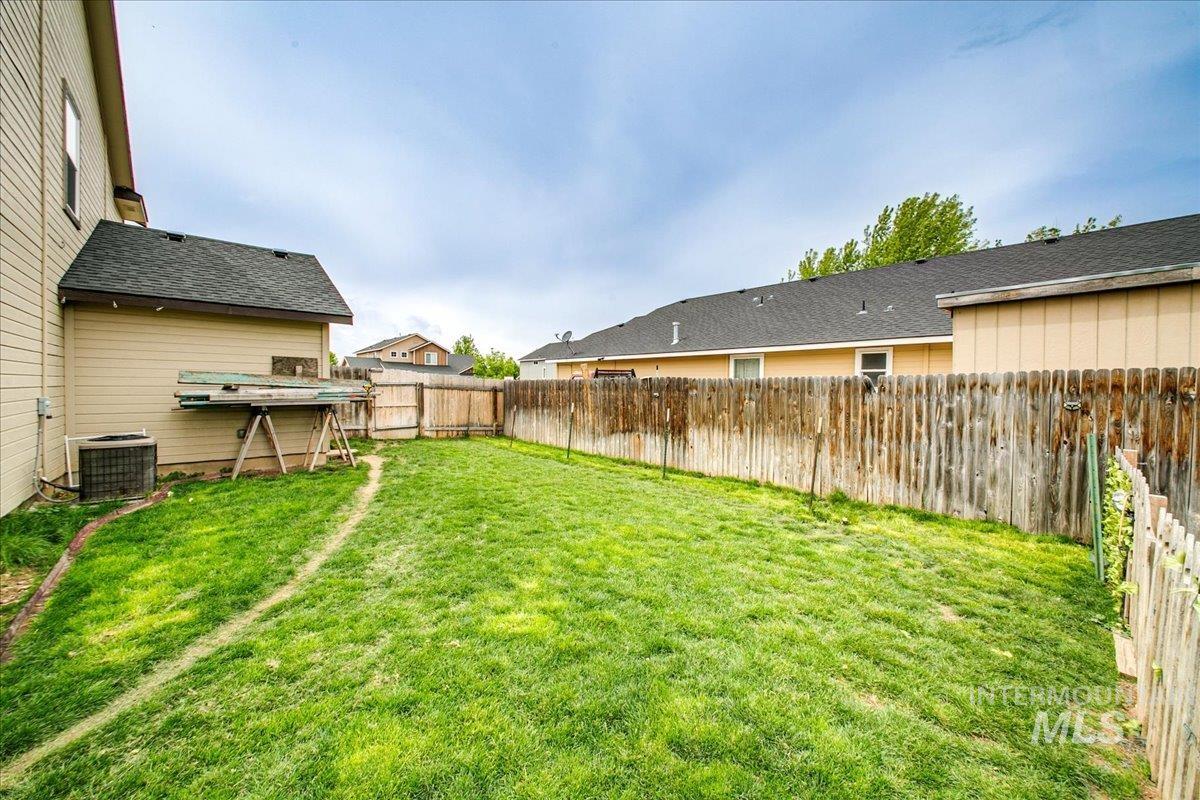 1110 N Finsbury Avenue, Star, Idaho 83669, 4 Bedrooms, 3 Bathrooms, Residential For Sale, Price $514,900, 98943102