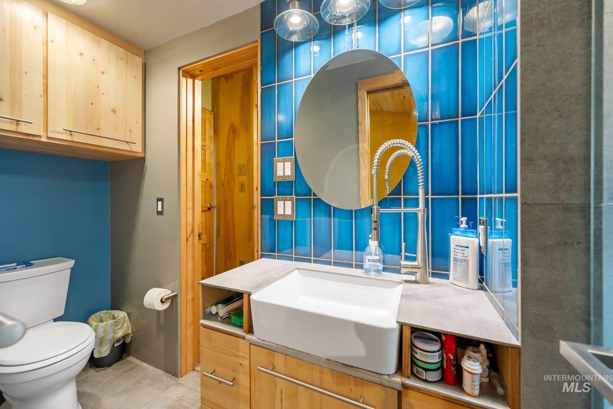 970 N Clithero Dr, Boise, Idaho 83703, 2 Bedrooms, 2 Bathrooms, Residential For Sale, Price $485,000, 98943128