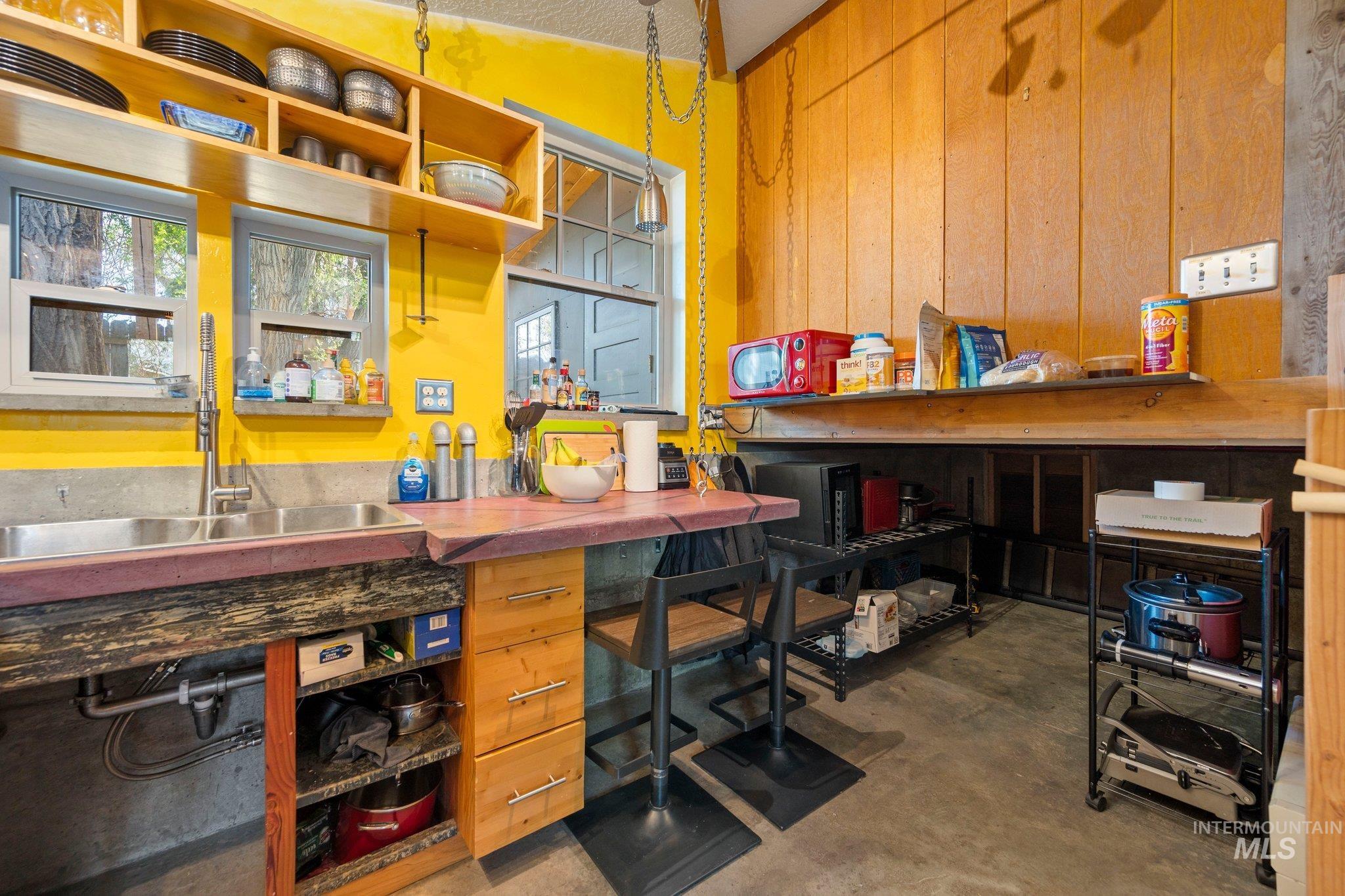 970 N Clithero Dr, Boise, Idaho 83703, 2 Bedrooms, 2 Bathrooms, Residential For Sale, Price $485,000, 98943128