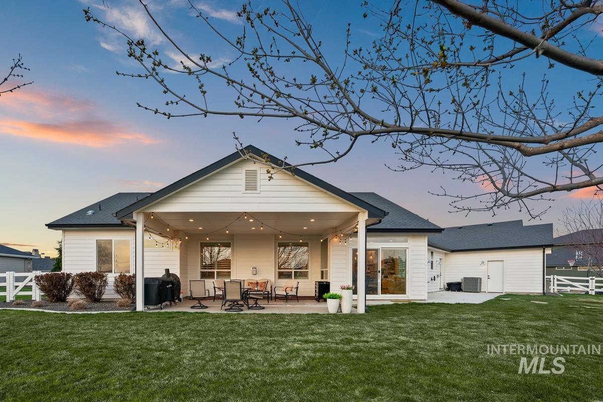 15111 Pinehurst Way, Caldwell, Idaho 83607, 5 Bedrooms, 2.5 Bathrooms, Residential For Sale, Price $1,099,000, 98943140