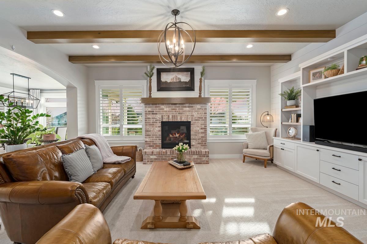 15111 Pinehurst Way, Caldwell, Idaho 83607, 5 Bedrooms, 2.5 Bathrooms, Residential For Sale, Price $1,099,000, 98943140