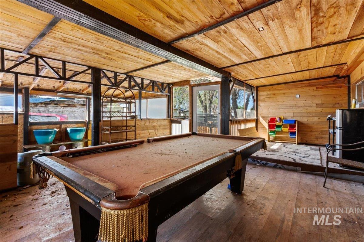 722 NW Date, Mountain Home, Idaho 83647, 3 Bedrooms, 2 Bathrooms, Residential For Sale, Price $238,999, 98943141