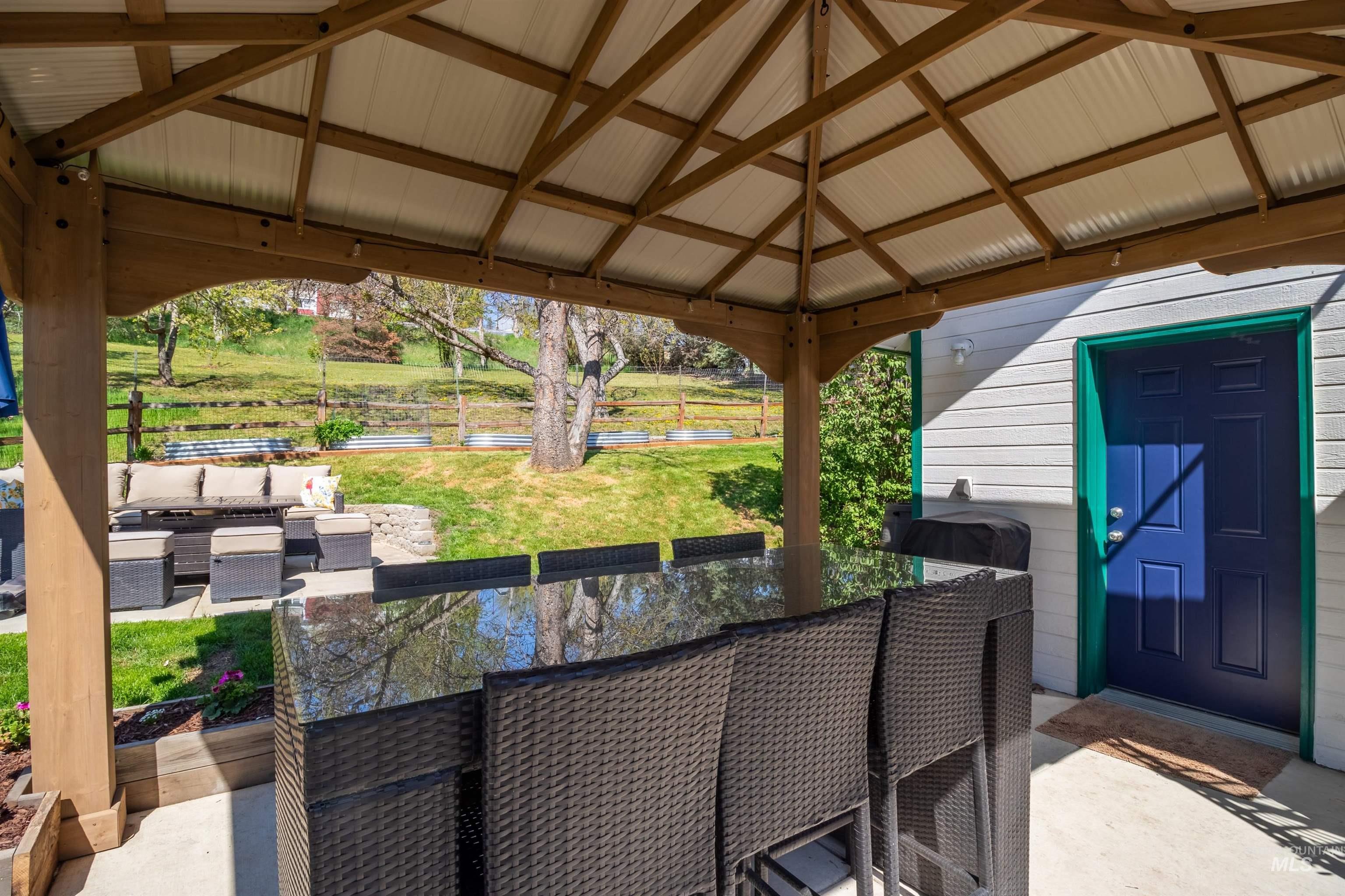 305 3rd Street, Juliaetta, Idaho 83535, 2 Bedrooms, 2 Bathrooms, Residential For Sale, Price $345,000, 98943145