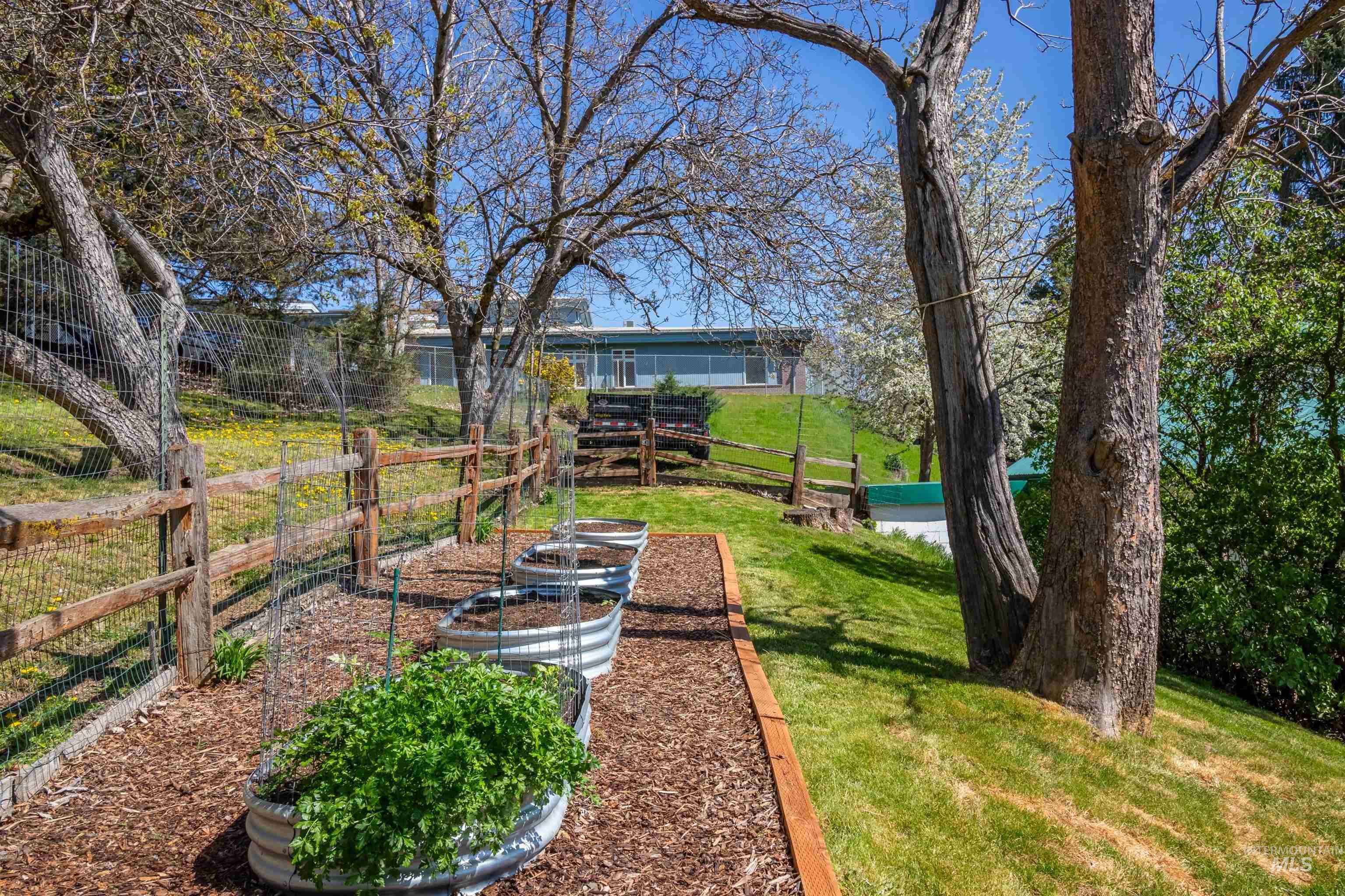 305 3rd Street, Juliaetta, Idaho 83535, 2 Bedrooms, 2 Bathrooms, Residential For Sale, Price $345,000, 98943145