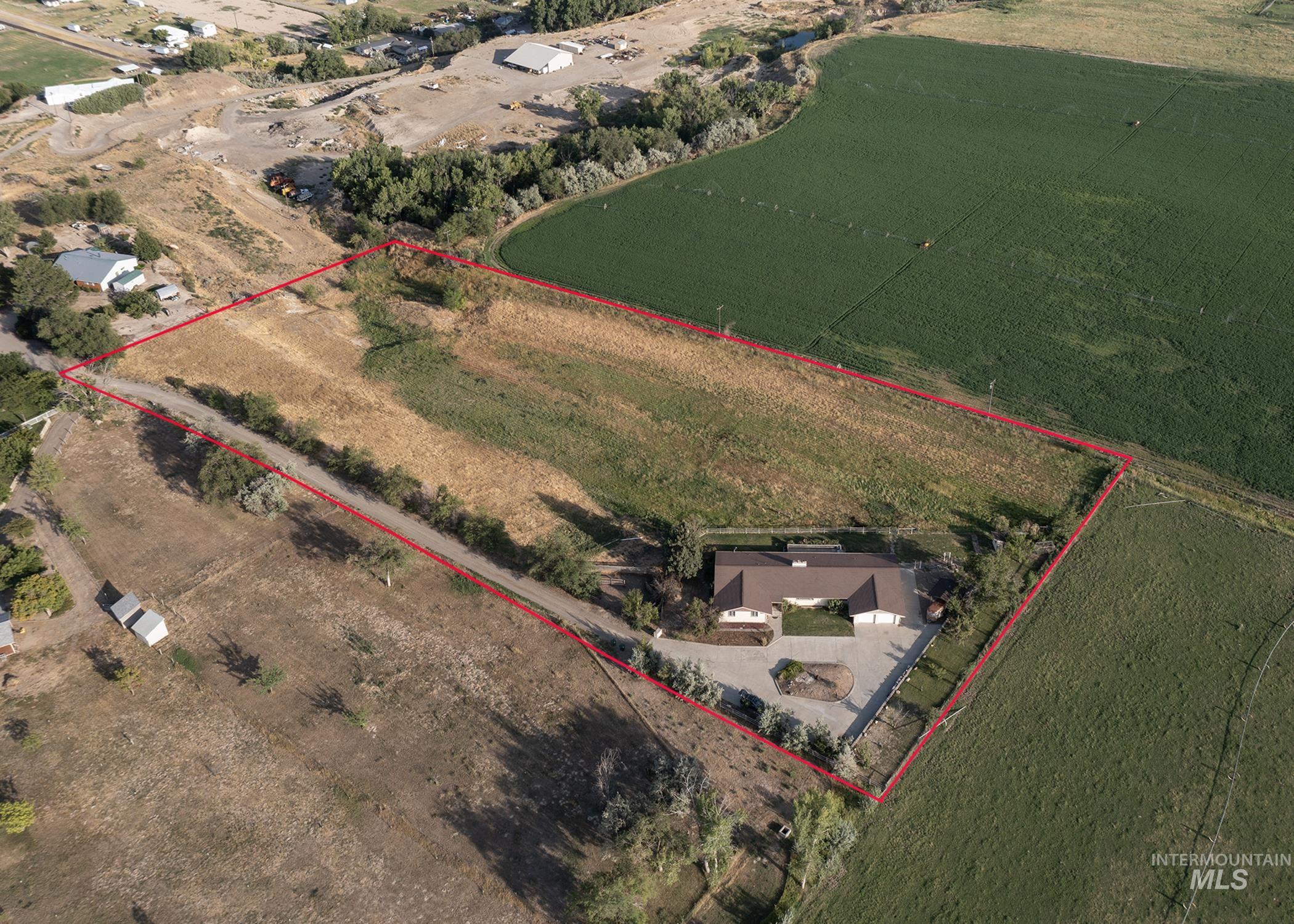 4371 N Grand View, Ontario, Oregon 97914, 3 Bedrooms, 2.5 Bathrooms, Farm & Ranch For Sale, Price $649,900, 98943197