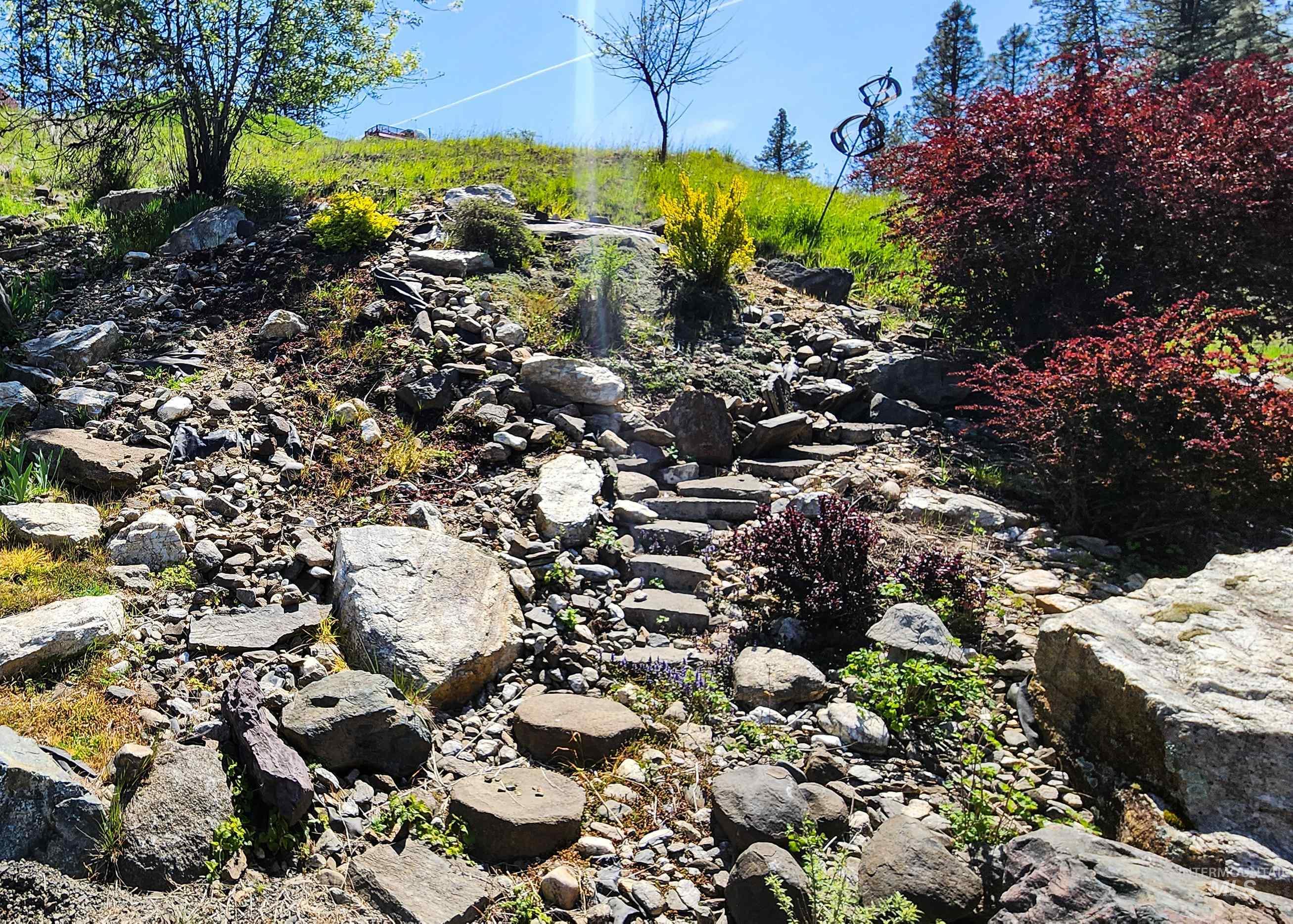 106 S Newsome St, Harpster, Idaho 83552, 4 Bedrooms, 2.5 Bathrooms, Residential For Sale, Price $635,000, 98943267