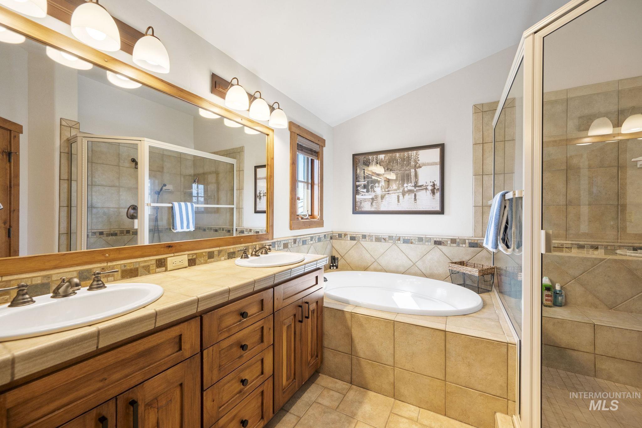 20 Francois Court, Donnelly, Idaho 83615, 4 Bedrooms, 4 Bathrooms, Residential For Sale, Price $2,098,000, 98943299