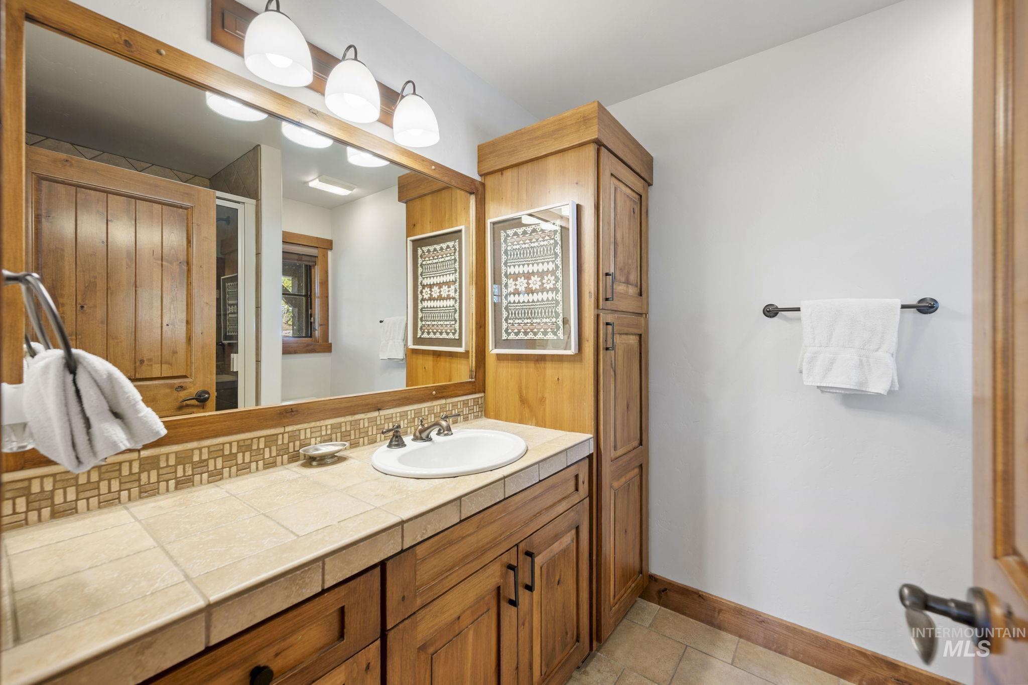 20 Francois Court, Donnelly, Idaho 83615, 4 Bedrooms, 4 Bathrooms, Residential For Sale, Price $2,098,000, 98943299