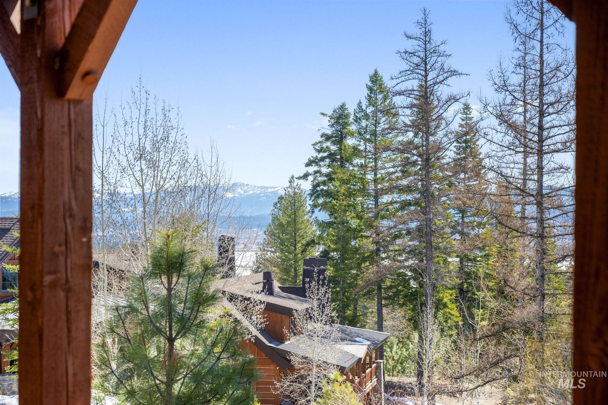 20 Francois Court, Donnelly, Idaho 83615, 4 Bedrooms, 4 Bathrooms, Residential For Sale, Price $2,098,000, 98943299