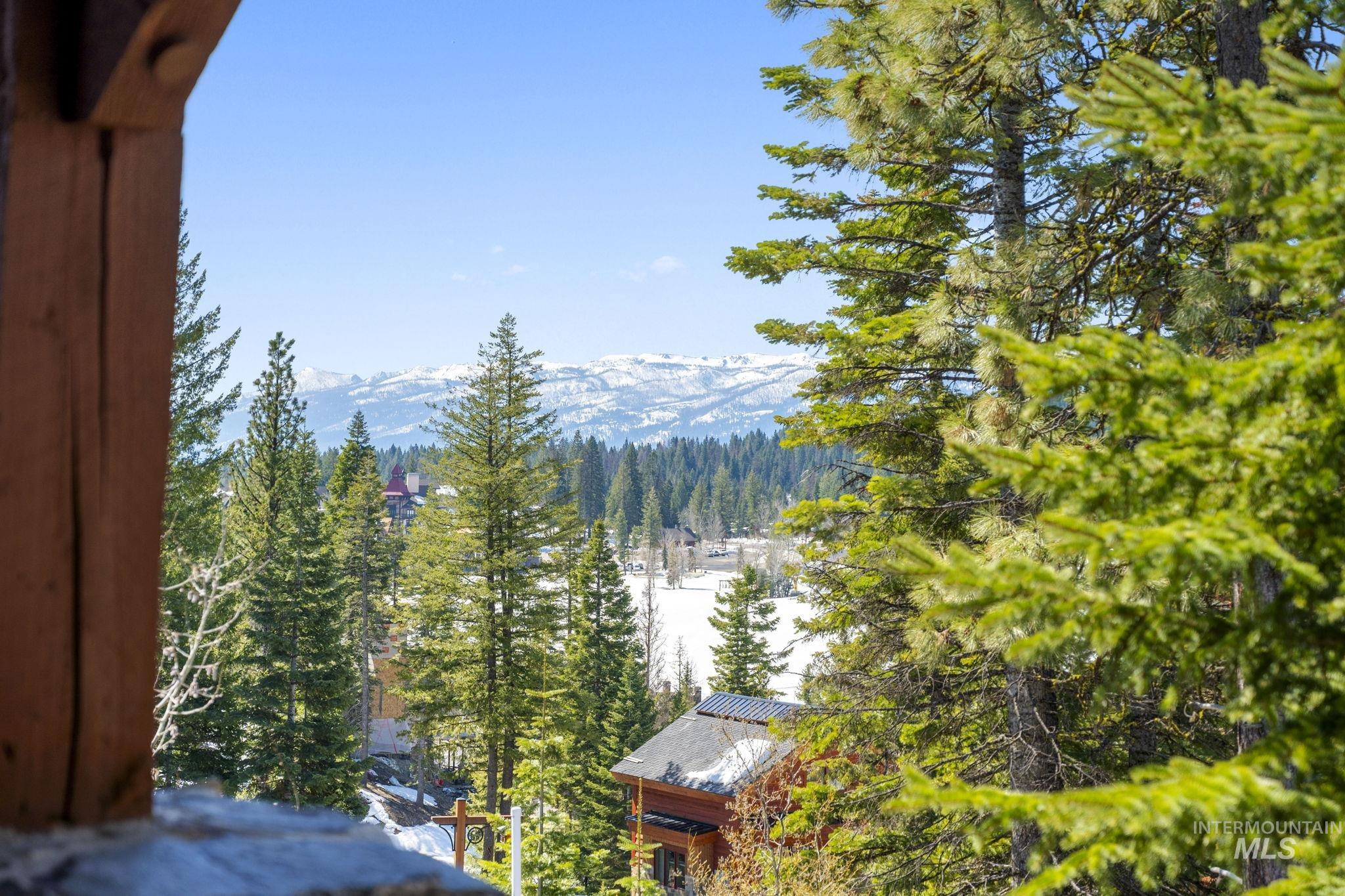 20 Francois Court, Donnelly, Idaho 83615, 4 Bedrooms, 4 Bathrooms, Residential For Sale, Price $2,098,000, 98943299