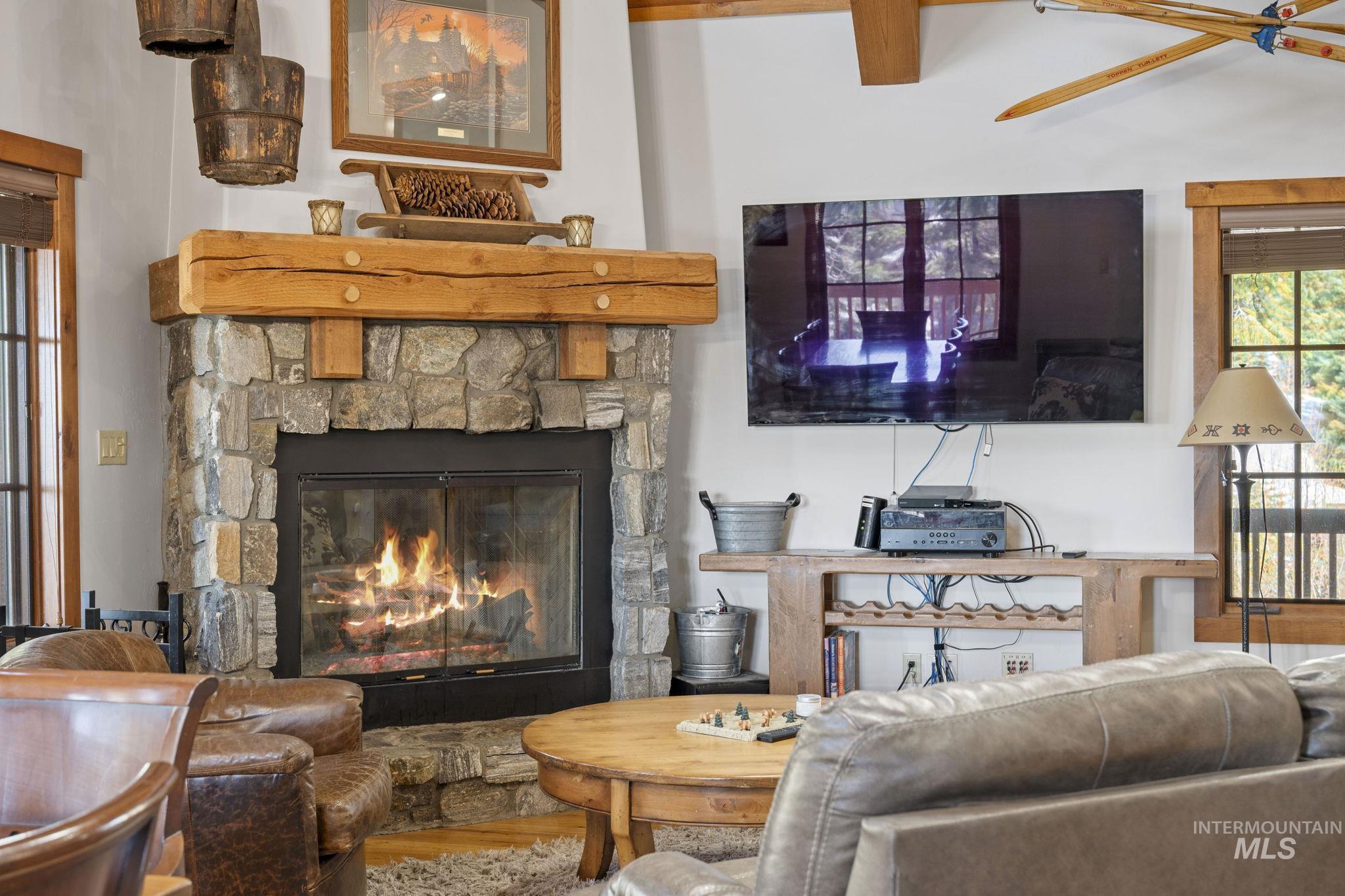 20 Francois Court, Donnelly, Idaho 83615, 4 Bedrooms, 4 Bathrooms, Residential For Sale, Price $2,098,000, 98943299