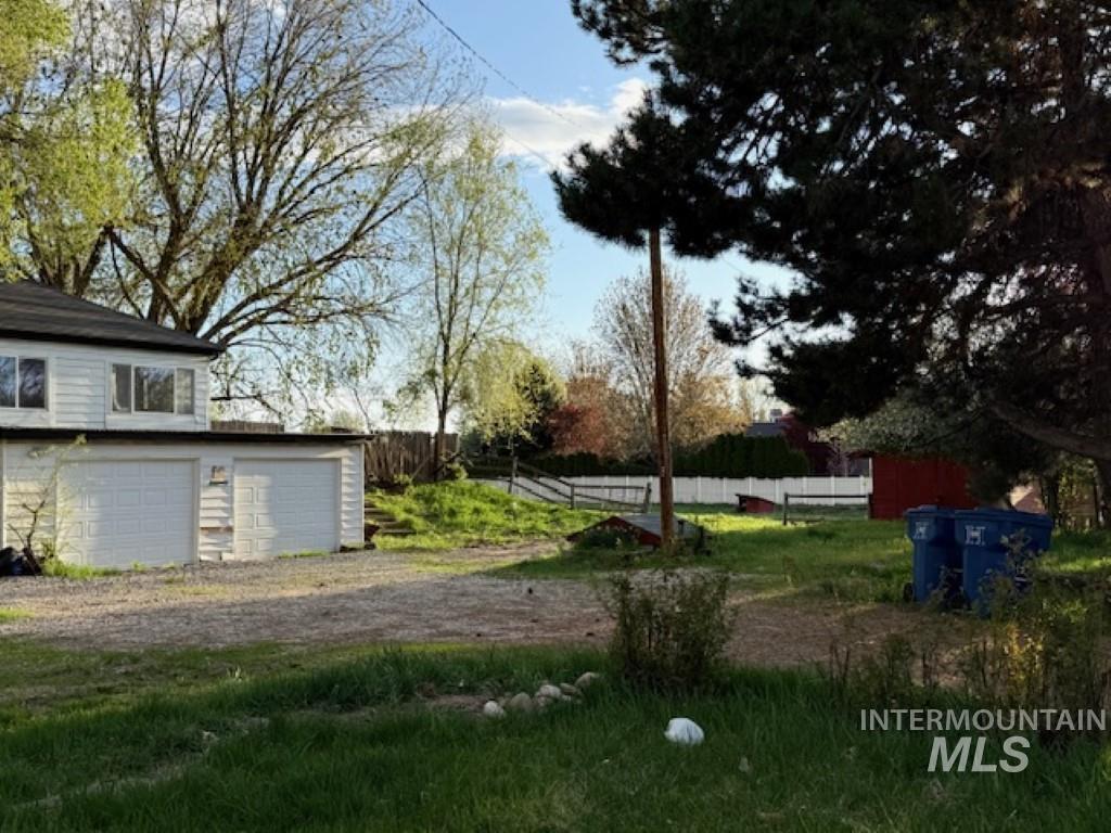 1119 N Eagle Rd, Eagle, Idaho 83616-5017, 3 Bedrooms, 1 Bathroom, Residential For Sale, Price $1,150,000, 98943551