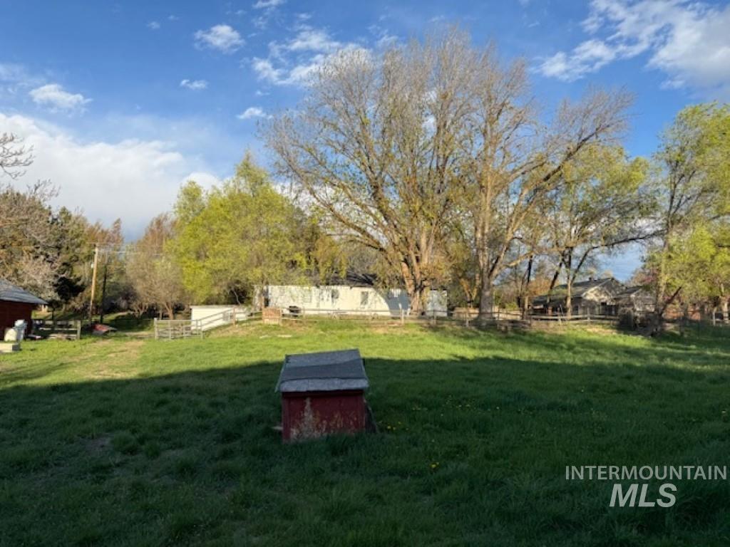 1119 N Eagle Rd, Eagle, Idaho 83616-5017, 3 Bedrooms, 1 Bathroom, Residential For Sale, Price $1,150,000, 98943551